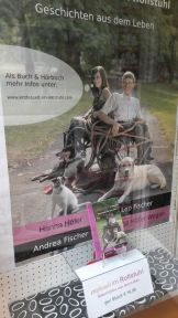 Das Buch "Entfesselt im Rollstuhl" in Wien